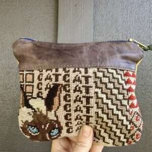 RETRO// Needlepoint//CAT// Pouch